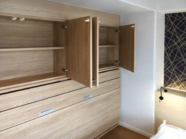 収納部も備え、無駄なく利用できます
