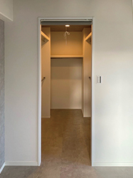 �E�H�[�N�C���ւ̏o�����̓��[���X�N���[����ݒu